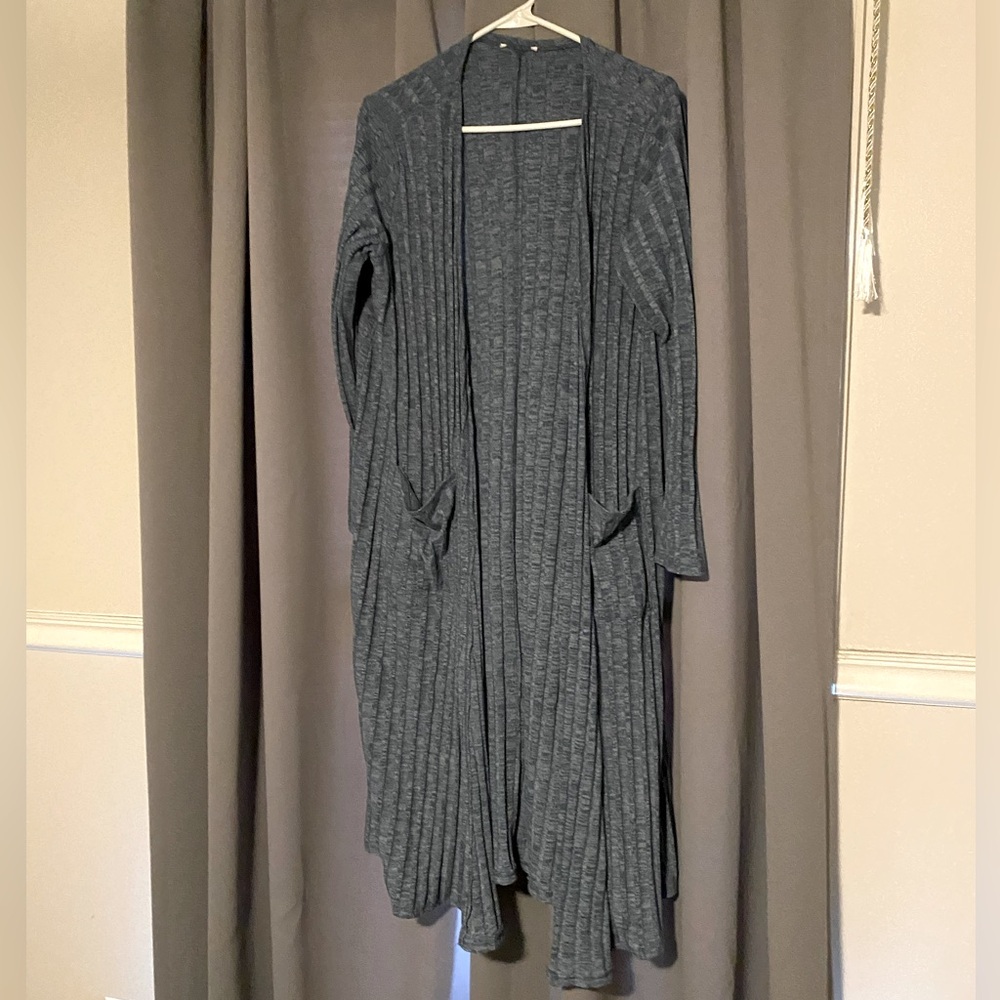 Lularoe SMALL Sarah long sweater with pockets, solid blue -gray color.